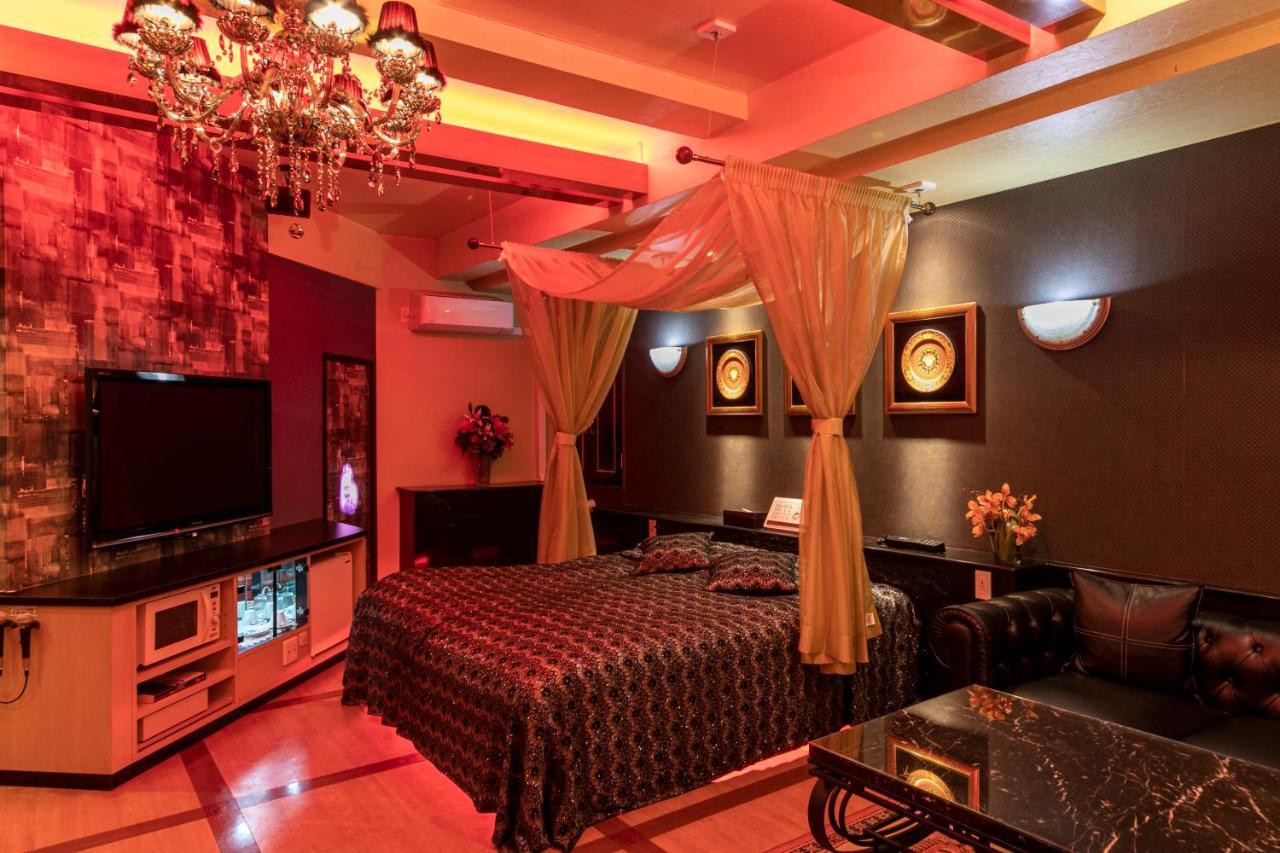 Higashimatsuyama Hotel Park Inn (Adults Only) מראה חיצוני תמונה