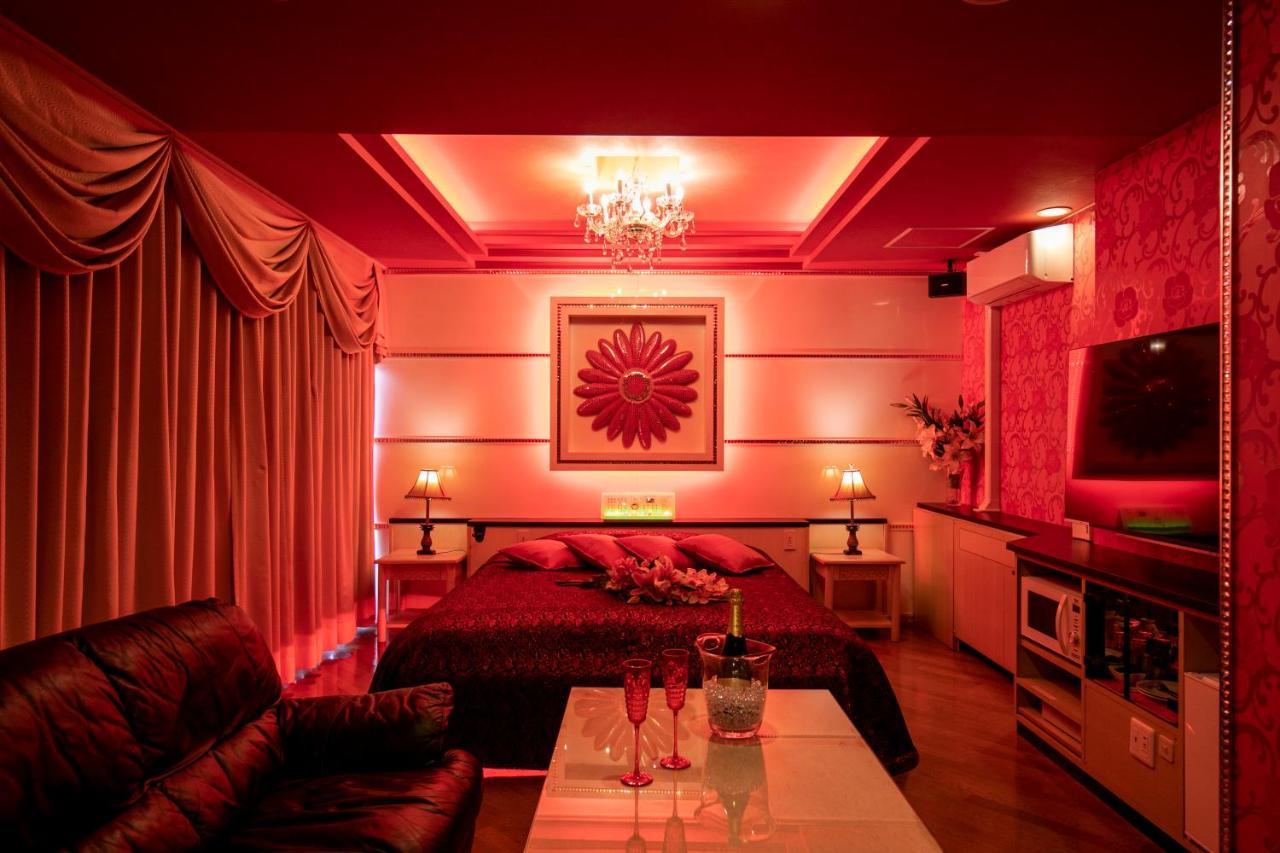 Higashimatsuyama Hotel Park Inn (Adults Only) מראה חיצוני תמונה