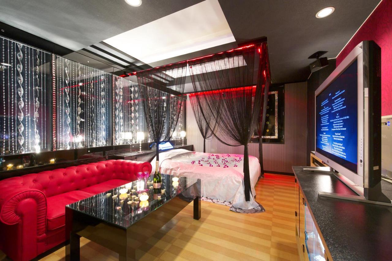 Higashimatsuyama Hotel Park Inn (Adults Only) מראה חיצוני תמונה
