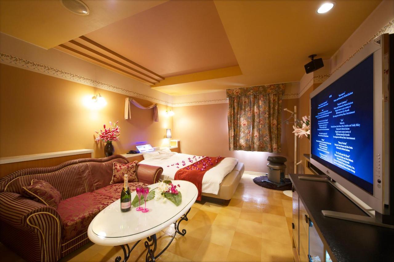 Higashimatsuyama Hotel Park Inn (Adults Only) מראה חיצוני תמונה
